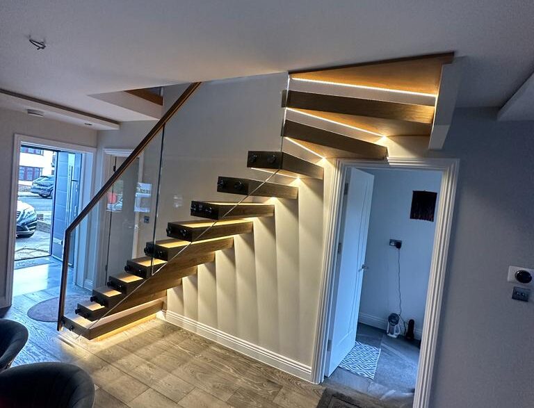 99A239C5-596E-4D57-B095-23AFEE7FAF16 Floating Staircases